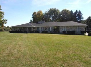 22976 Ireland Rd W, South Bend, IN 46614