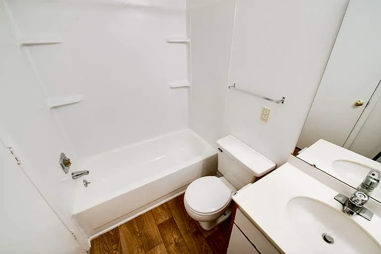 711 Farmhurst Dr #2 — Photo 10