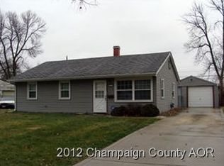 6 Hedge Ct, Champaign, IL 61821