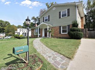 9923 Brixton Ln, Bethesda, MD 20817