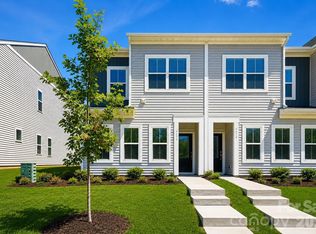 4618 Lakeview Rd, Charlotte, NC 28216