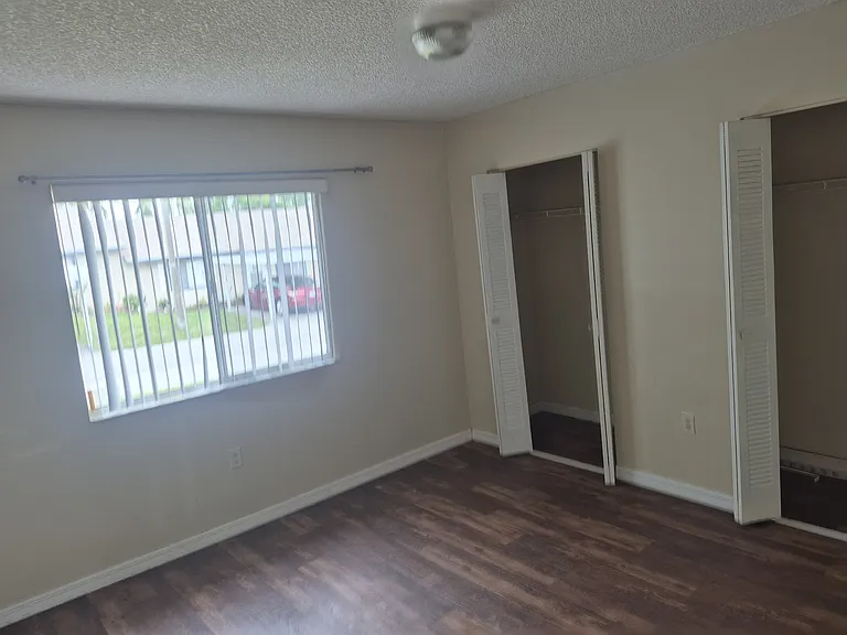 244 Winter Ridge Blvd — Photo 4