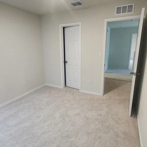 10318 Glimmer — Photo 19