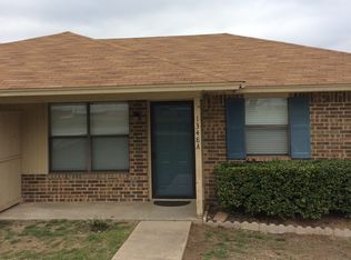 1348A Kerry St, Azle, TX 76020