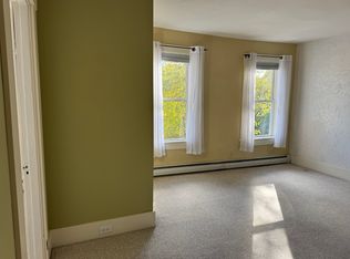 21 Bullock St #2, Brattleboro, VT 05301