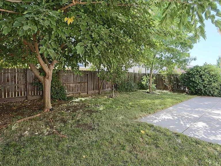 274 Pyramid Ave — Photo 33
