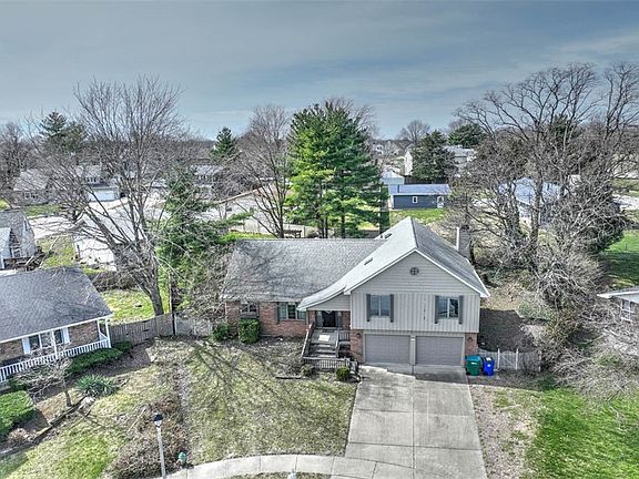 2nd image of 1225 W Pineview Ct