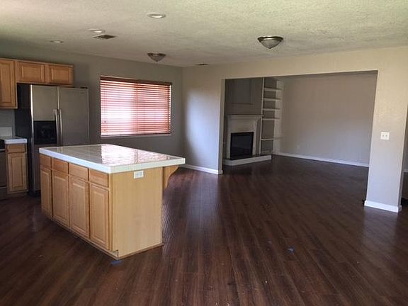 5th image of 9383 Tucumcari Way