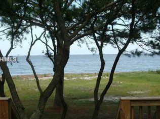 111 Sea Pines Dr, Saint Helena Island, SC 29920