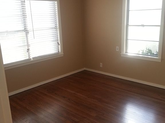 5th image of 115 Burford St