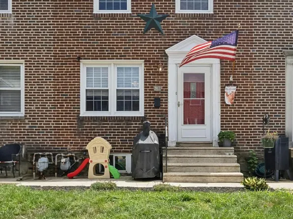 81 S Harwood Ave, Upper Darby, PA 19082