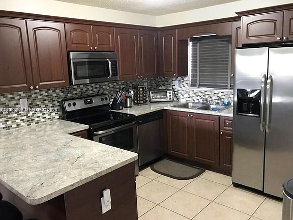 3rd image of 15302 SW 180th Ter