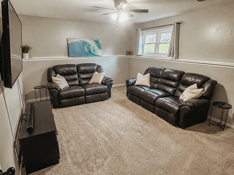 8133 Swarner Dr — Photo 19