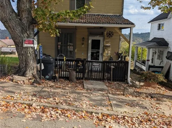 818 Shady Ave, Charleroi, PA 15022