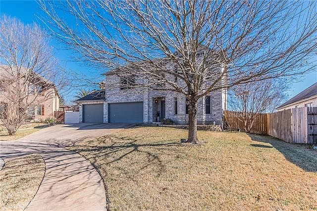 1st image of 1001 Skylark Hill Ln