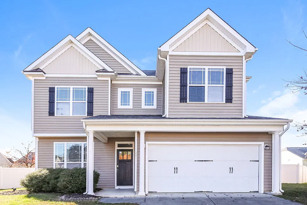 4 bed, 2.5 bath, 2433 sqft, $2,265 — Photo 1