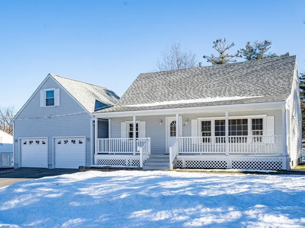 14 Martha St, Leominster, MA 01453