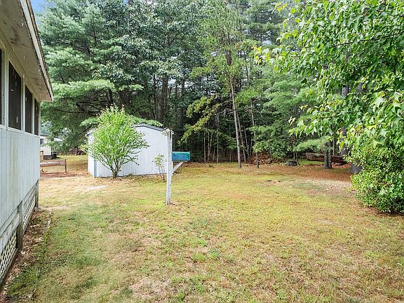 4th image of 58 Earl Dr
