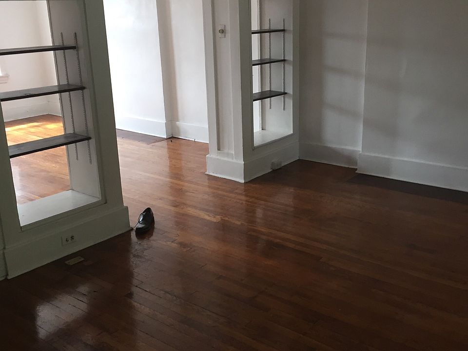 2nd image of 2346 Eldridge St