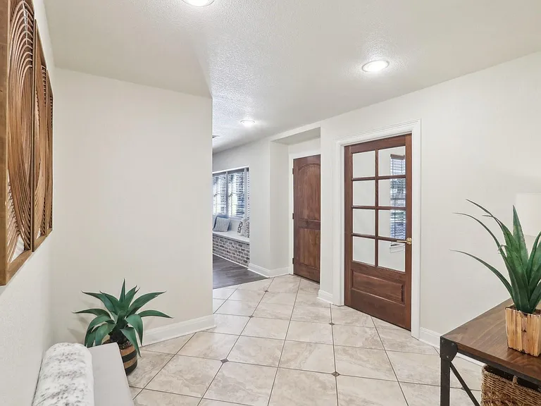294 Logan Ranch Rd — Photo 14