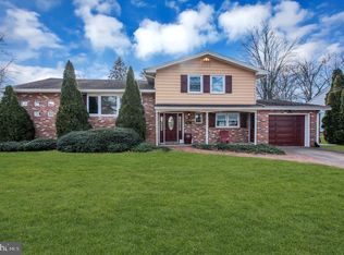 1280 School Ln, Roebling, NJ 08554