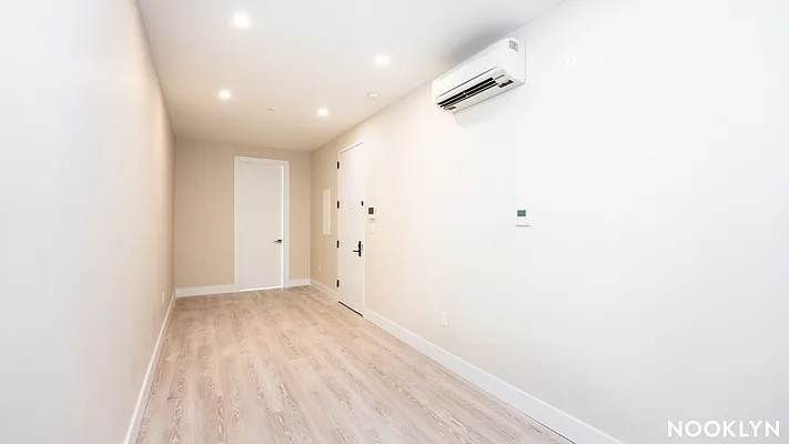 Rented by Nooklyn NYC LLC | media 6