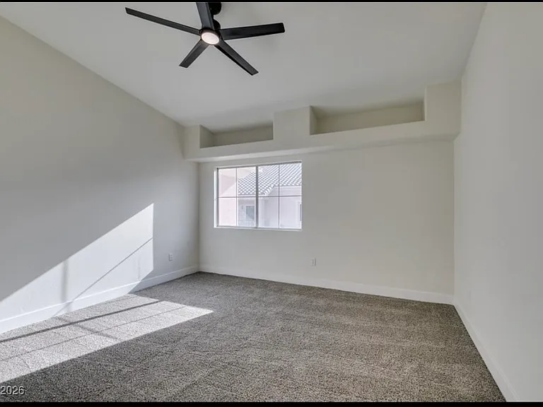 10525 Autumn Pine Ave #203 — Photo 11
