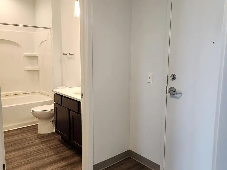 River Rock Apartments — Photo 20