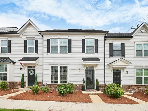 5004 Patton Dr, Gastonia, NC 28056