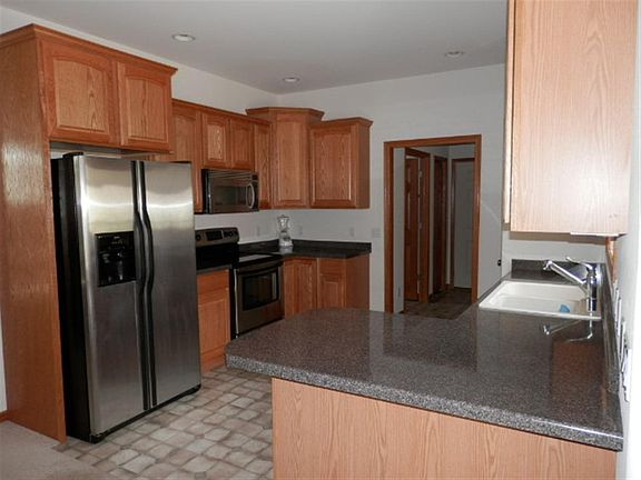 5th image of 1619 Leslie Dr