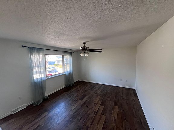 5th image of 3829 Calico Dr