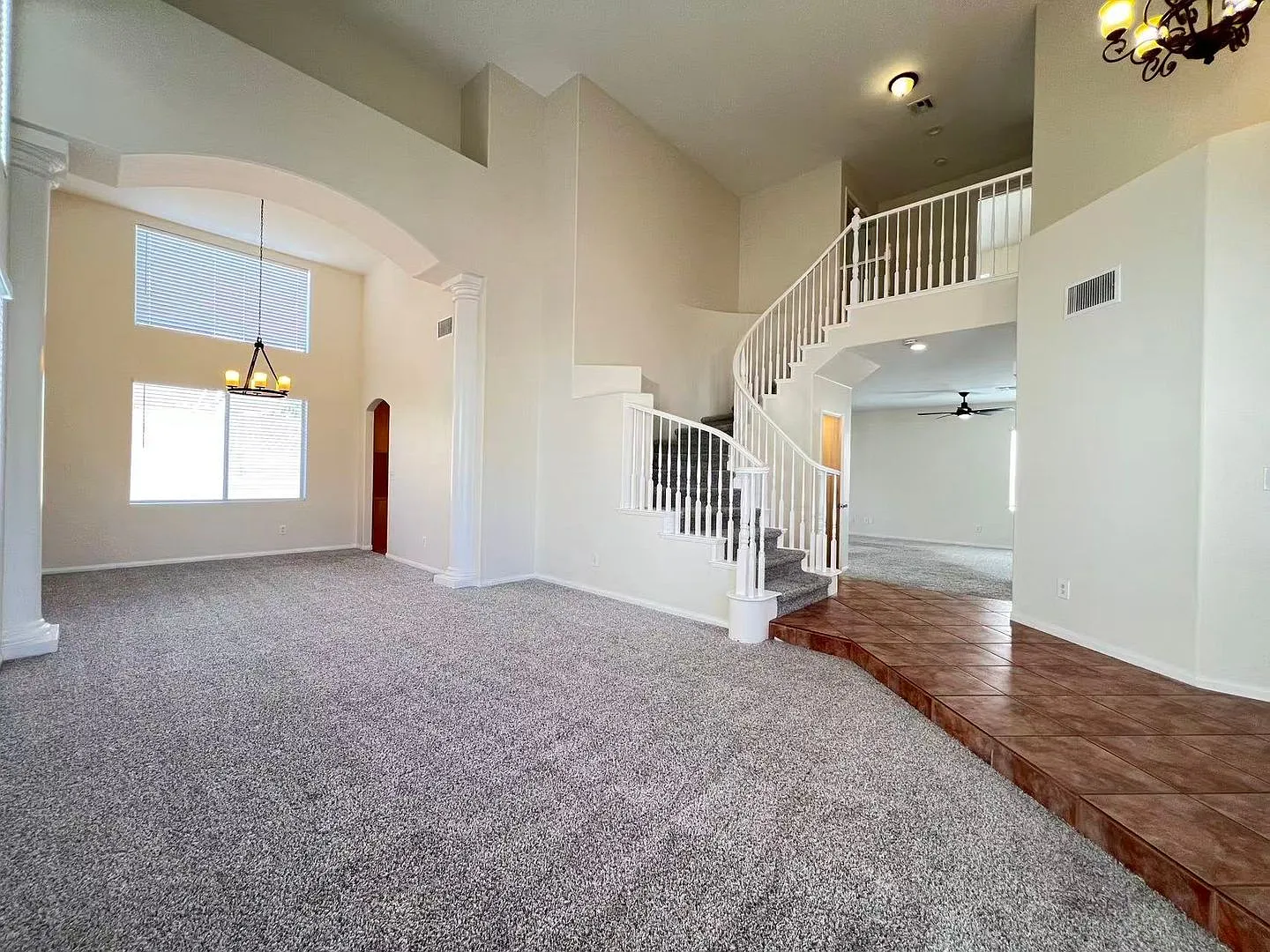 Beautifully 4-Bedroom Home with 3-Car Garage in Southwest Las Vegas — Photo 3