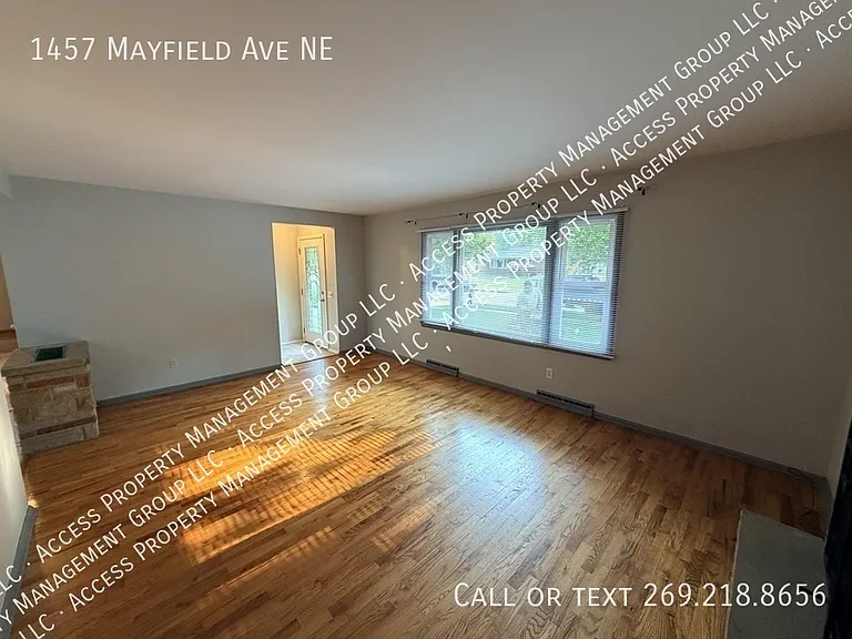 1457 Mayfield Ave NE — Photo 6