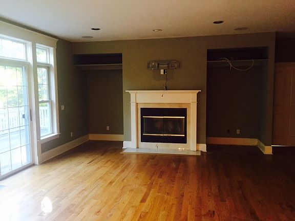 2nd image of 13 Flanders Ln