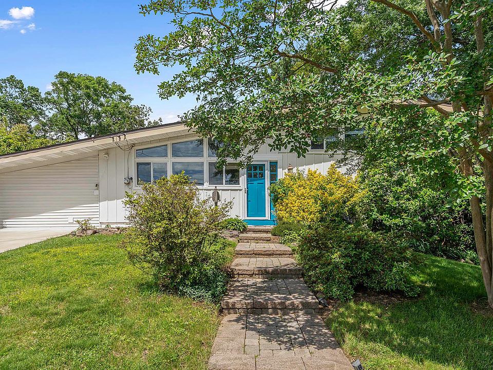 1st image of 4006 Javins Dr