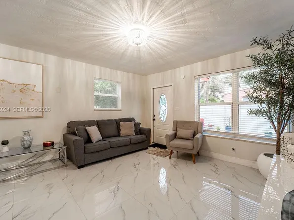 1600 N 68th Ave, Hollywood, FL 33024
