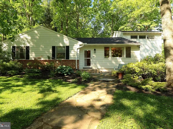 224 Oakley Dr, State College, PA 16803