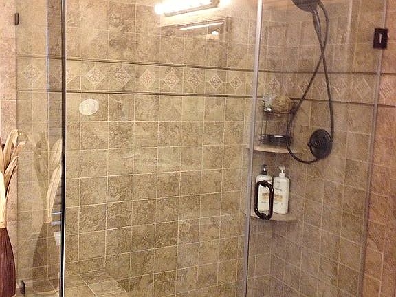 3rd image of 8299 Tenbrook Dr