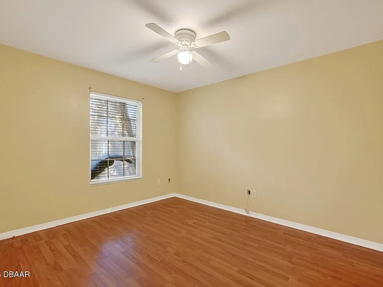 1133 Squirrel Nest Ln — Photo 15