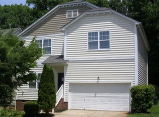 6912 Centerline Dr, Charlotte, NC 28278