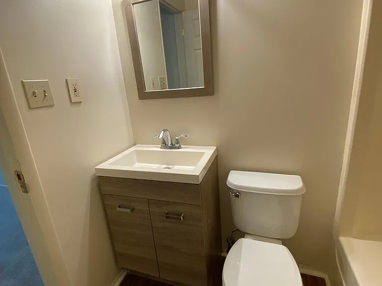 325 W Ridge St — Photo 11
