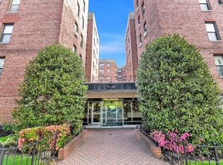83-35 139 Street #5 S, Briarwood, NY 11435