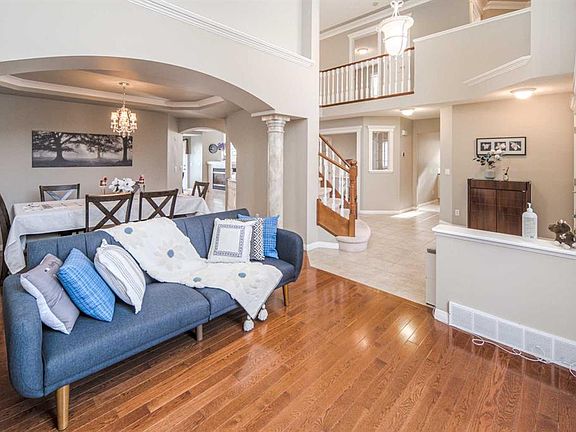 5th image of 143 SW Hamptons Ter NW