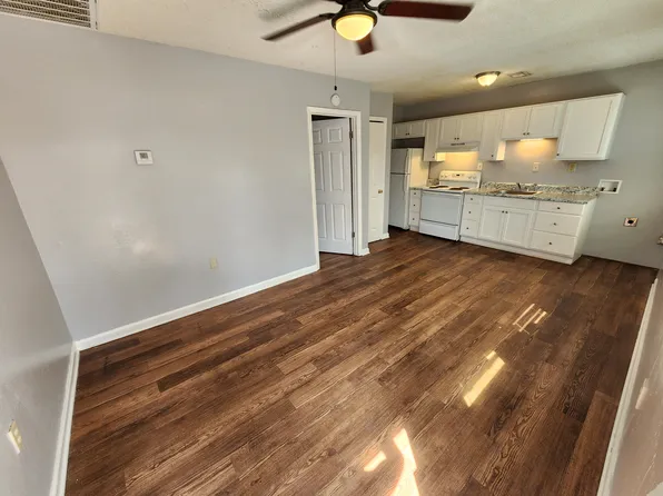 12 Hammett St #4, Greenville, SC 29609