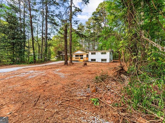 3rd image of 1796 E Atlanta Rd