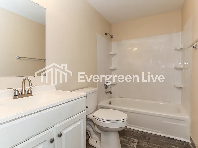 10298 Menominee Dr — Photo 13
