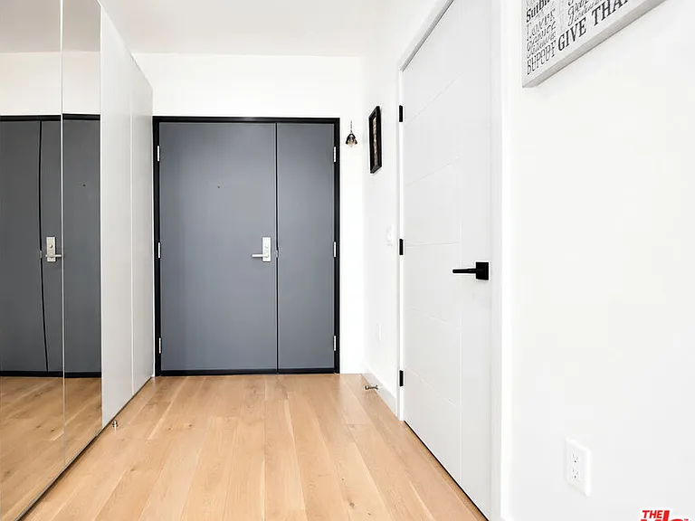 1515 S Holt Ave #204 — Photo 4