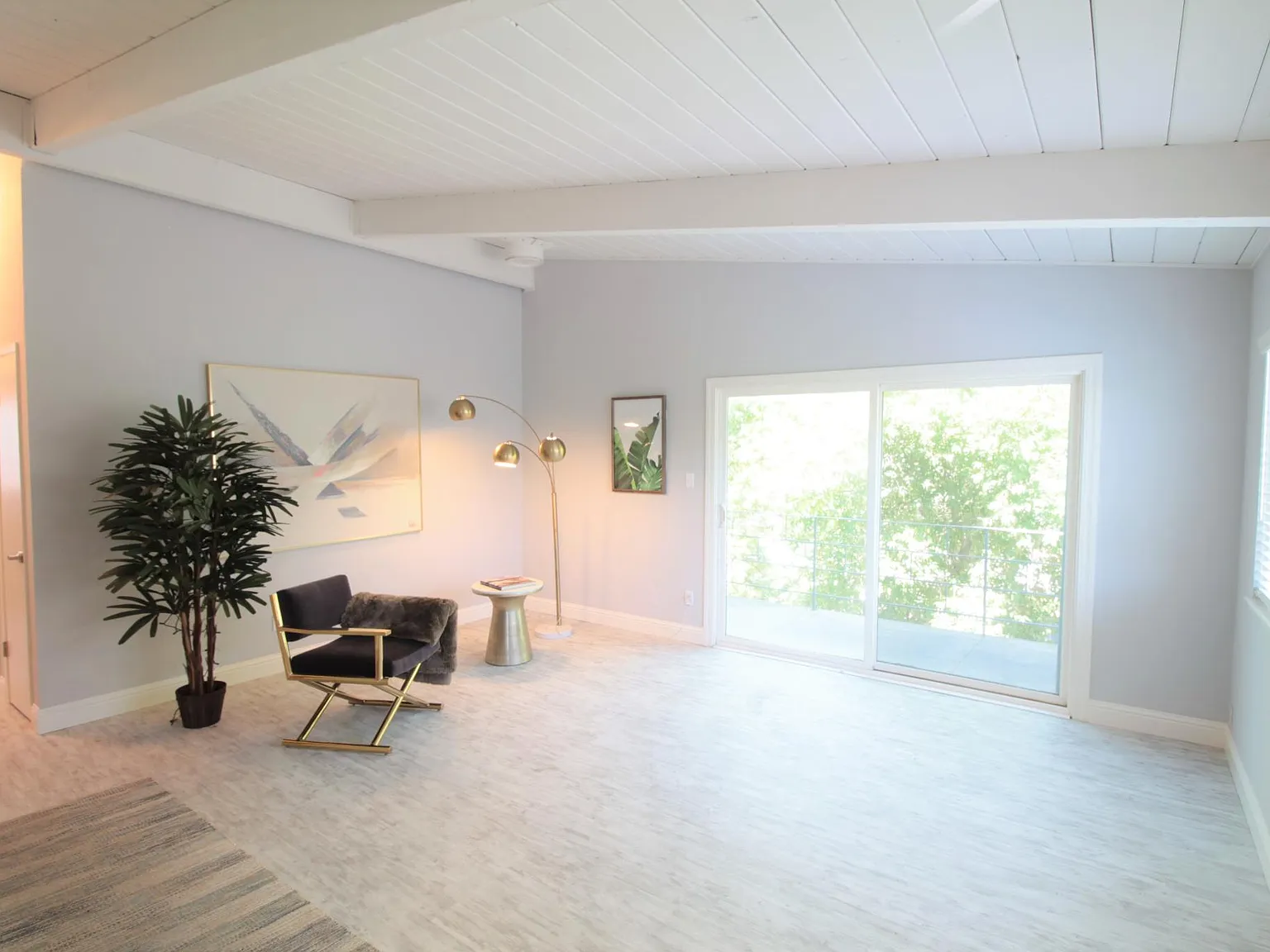 2 bed, 900 sqft, $1,895 — Photo 2