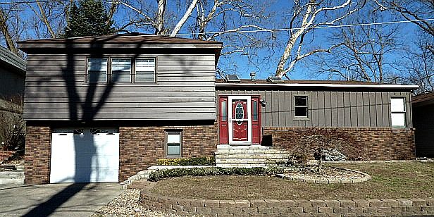 1st image of 19 Willow Ln
