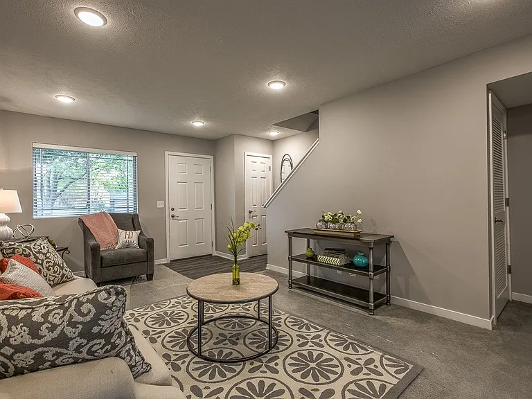 Harrisville Townhomes — Photo 6